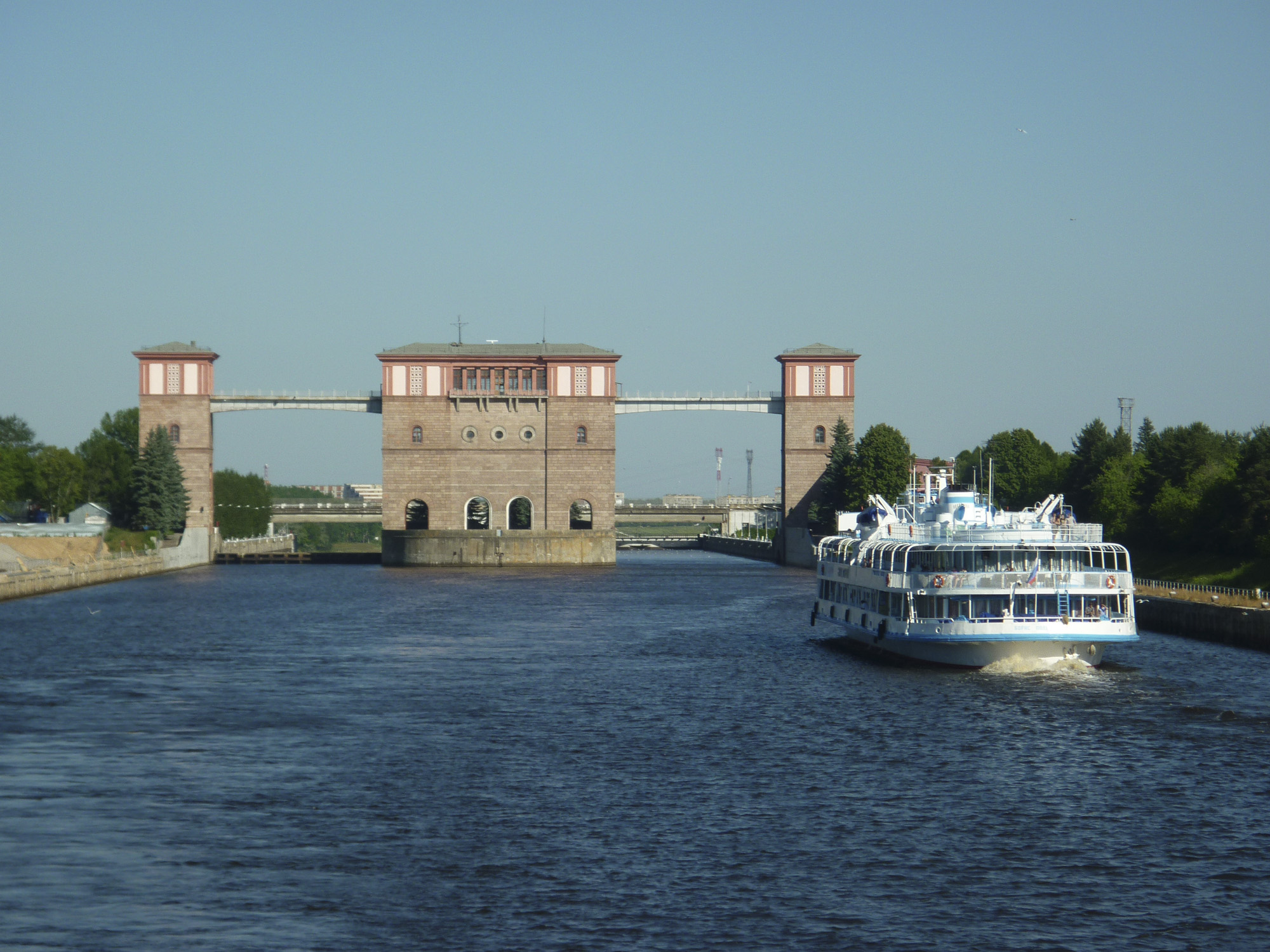 Рыбинский шлюз