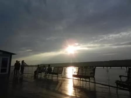 закат на теплоходе