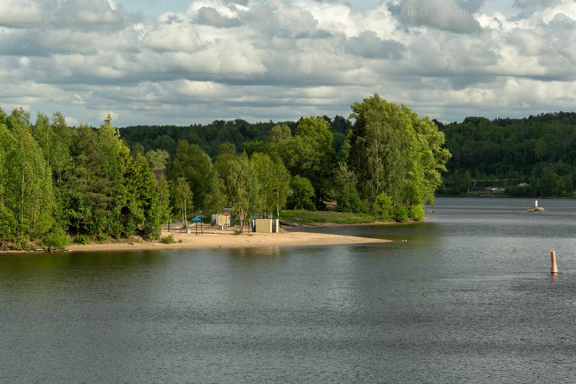 Пляж в посёлке Никольский