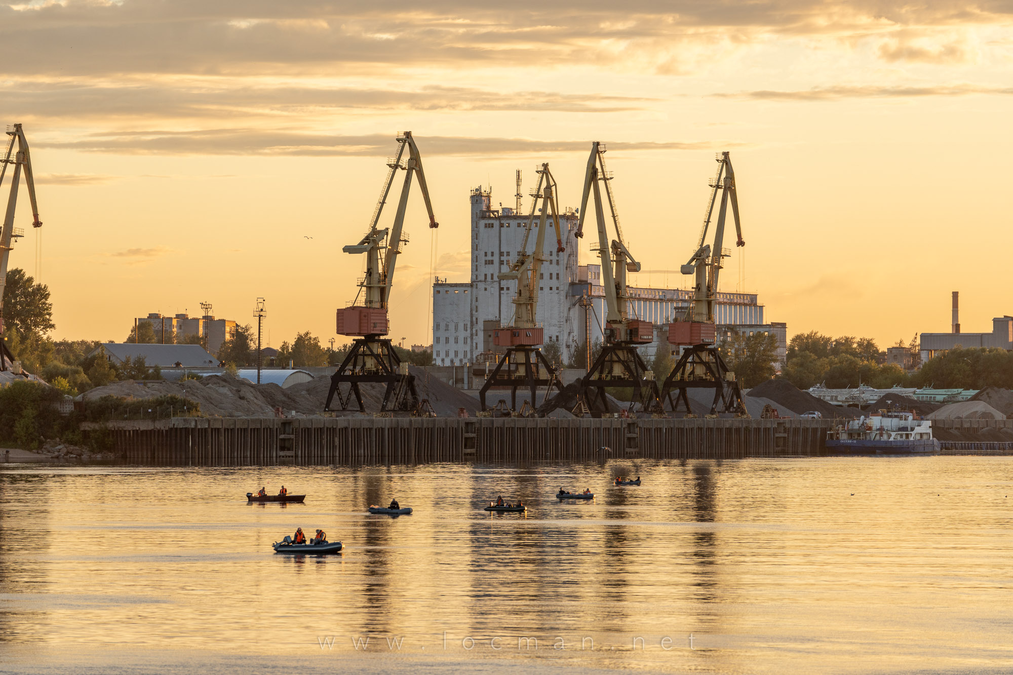 Грузовой порт Рыбинска
