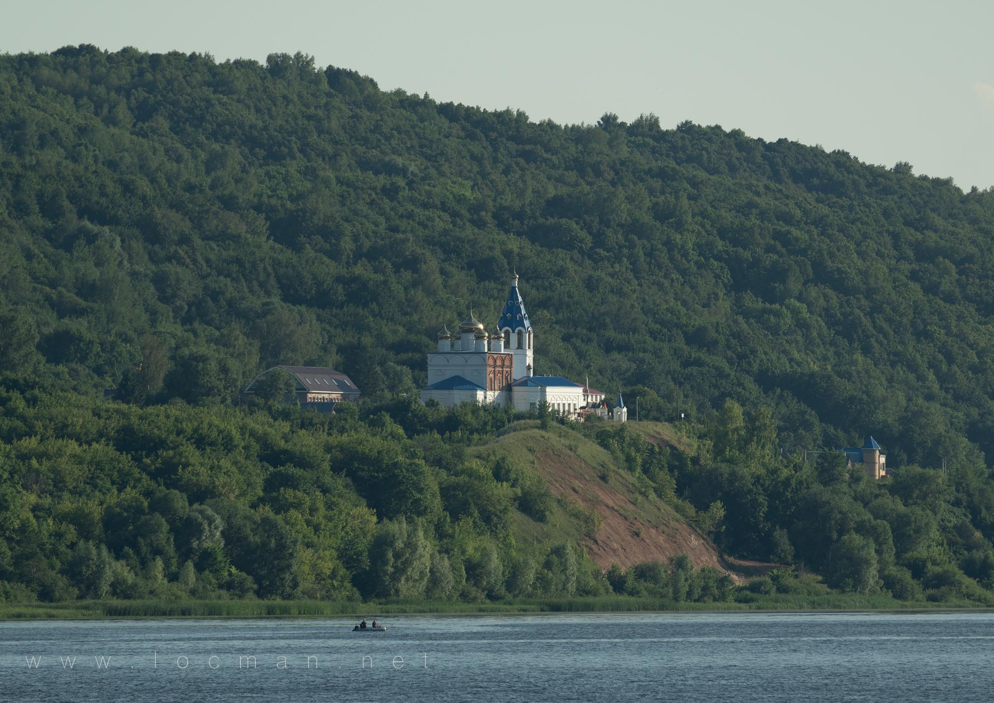 Церковь Николая Чудотворца в Исадах