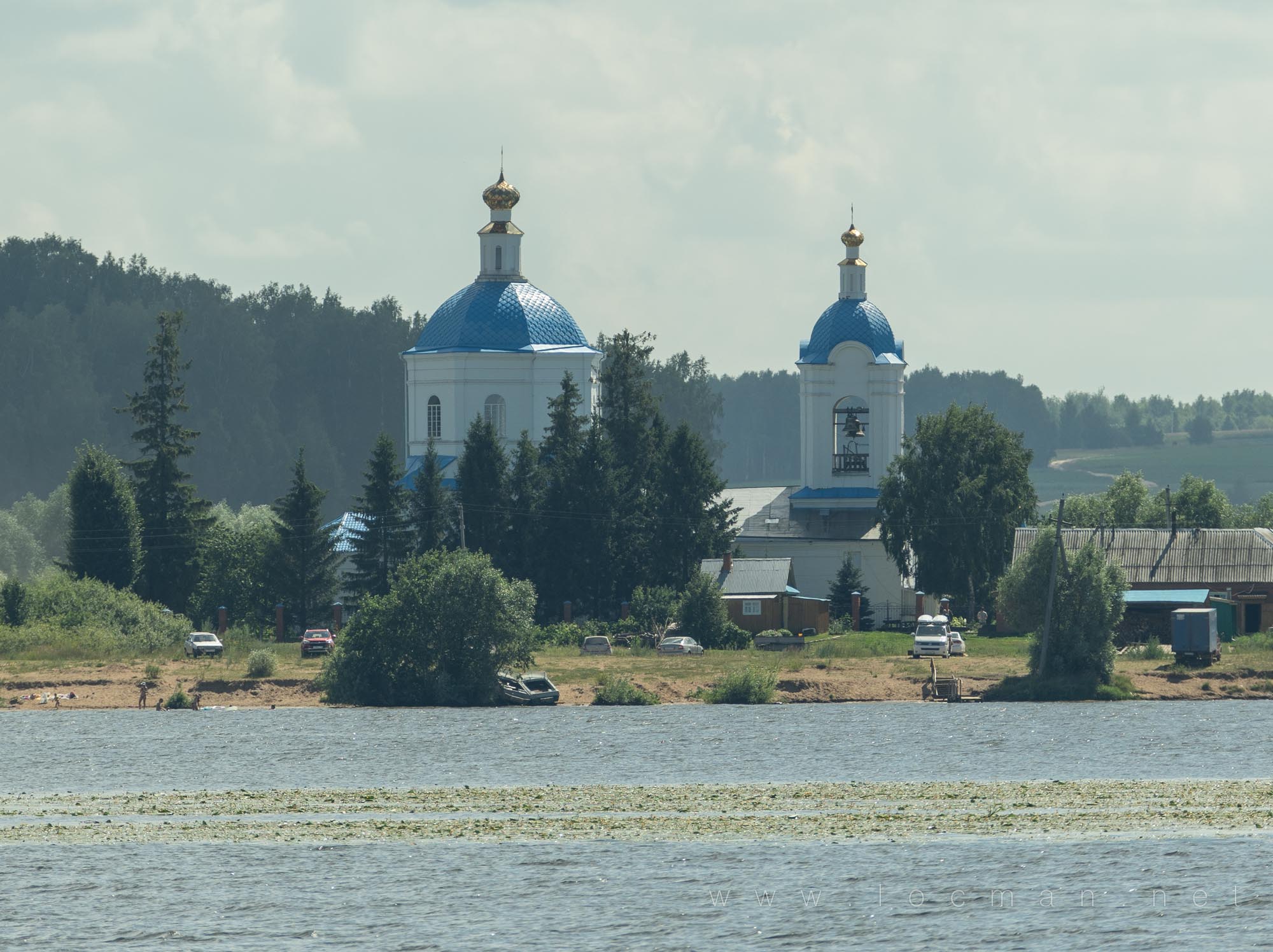 Церковь Рождества Богородицы в селе Сумки