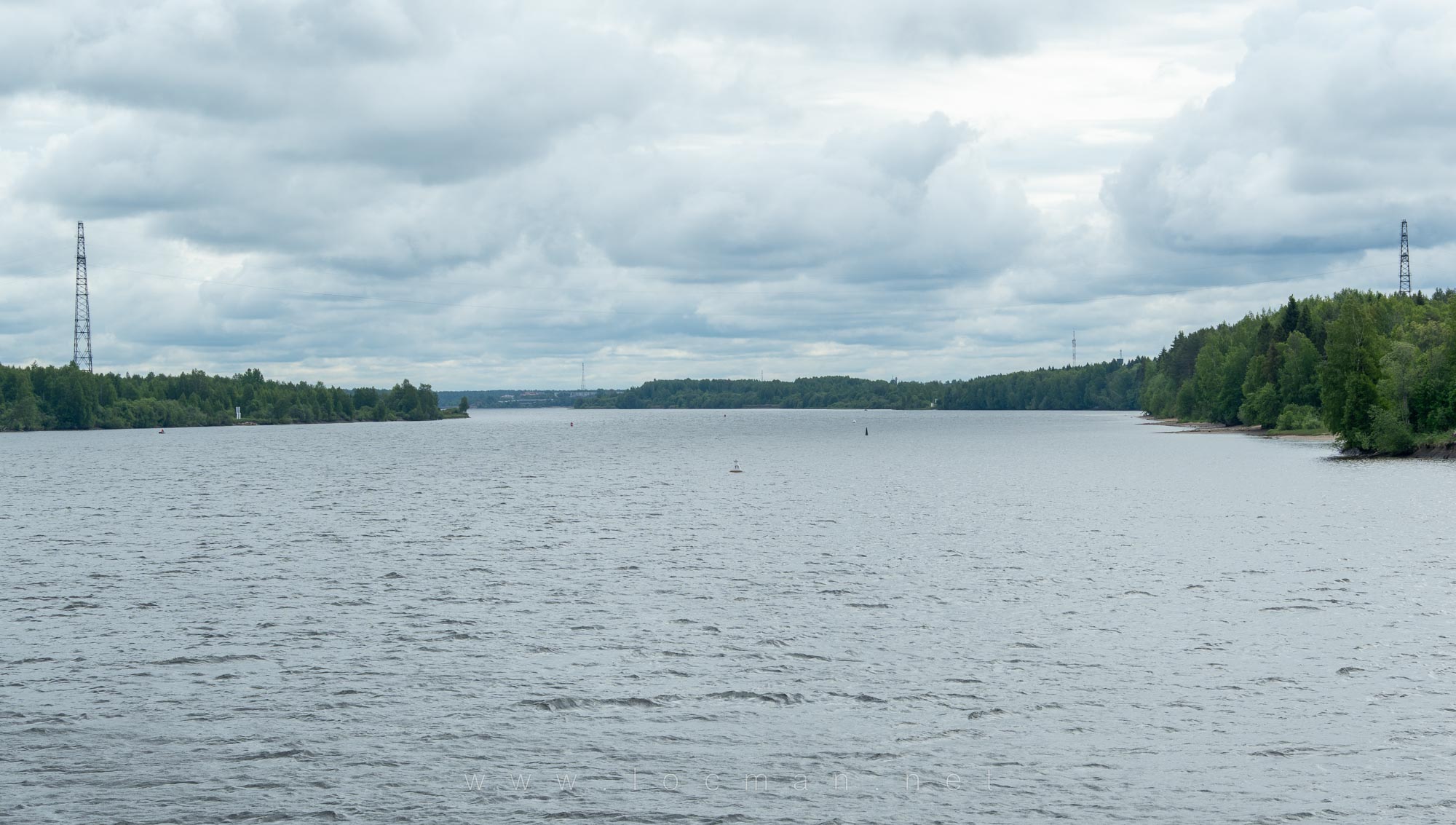 Переход ЛЭП через реку Свирь