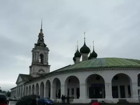 Торговые ряды в Костроме