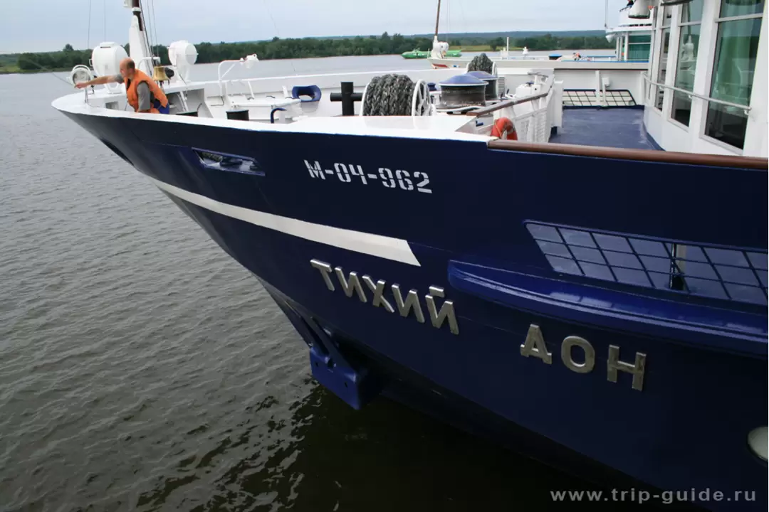 Нос теплохода «Тихий Дон»