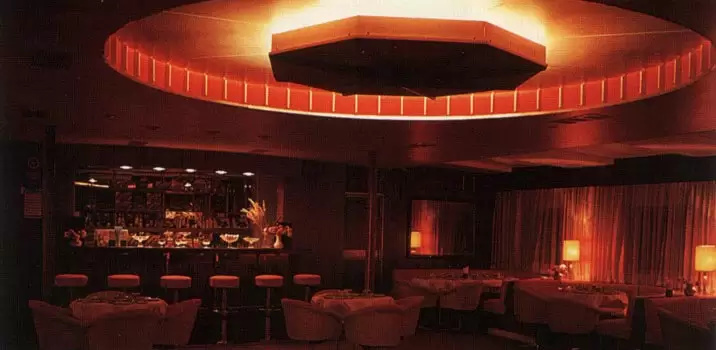 Бар в теплоходе проекта 301