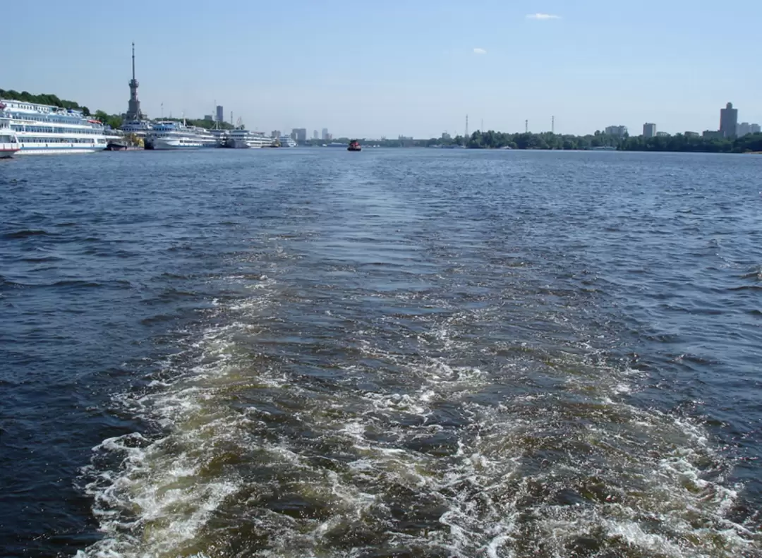 Вид с кормы теплохода