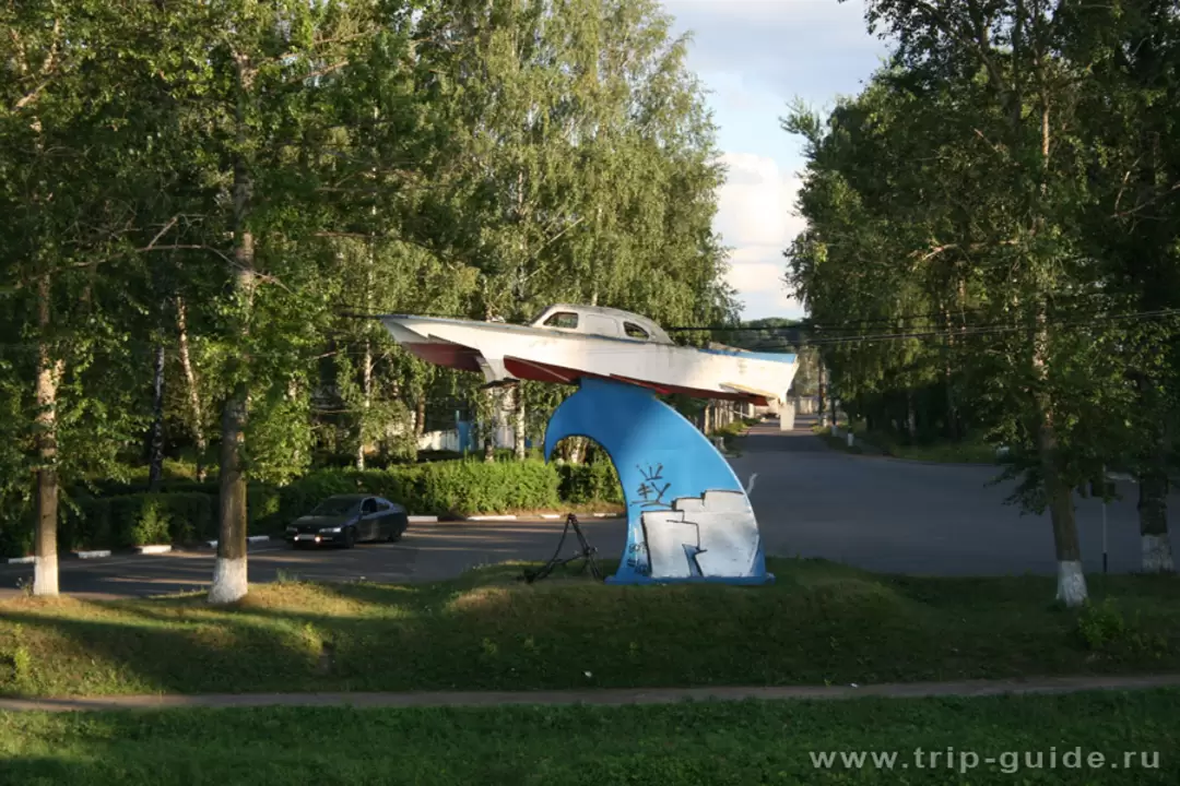 Катер на подводных крыльях
