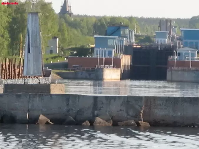 Шлюз №1 и выход в Онежское озеро