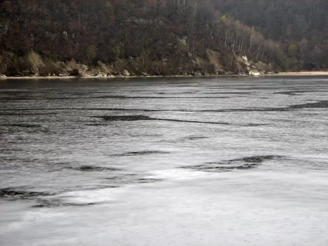 Холодные волжские воды в мае