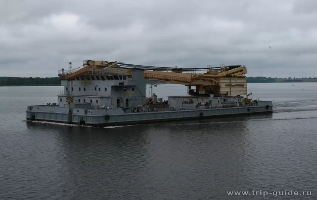 Плавучий подъемный кран КПЛ-351