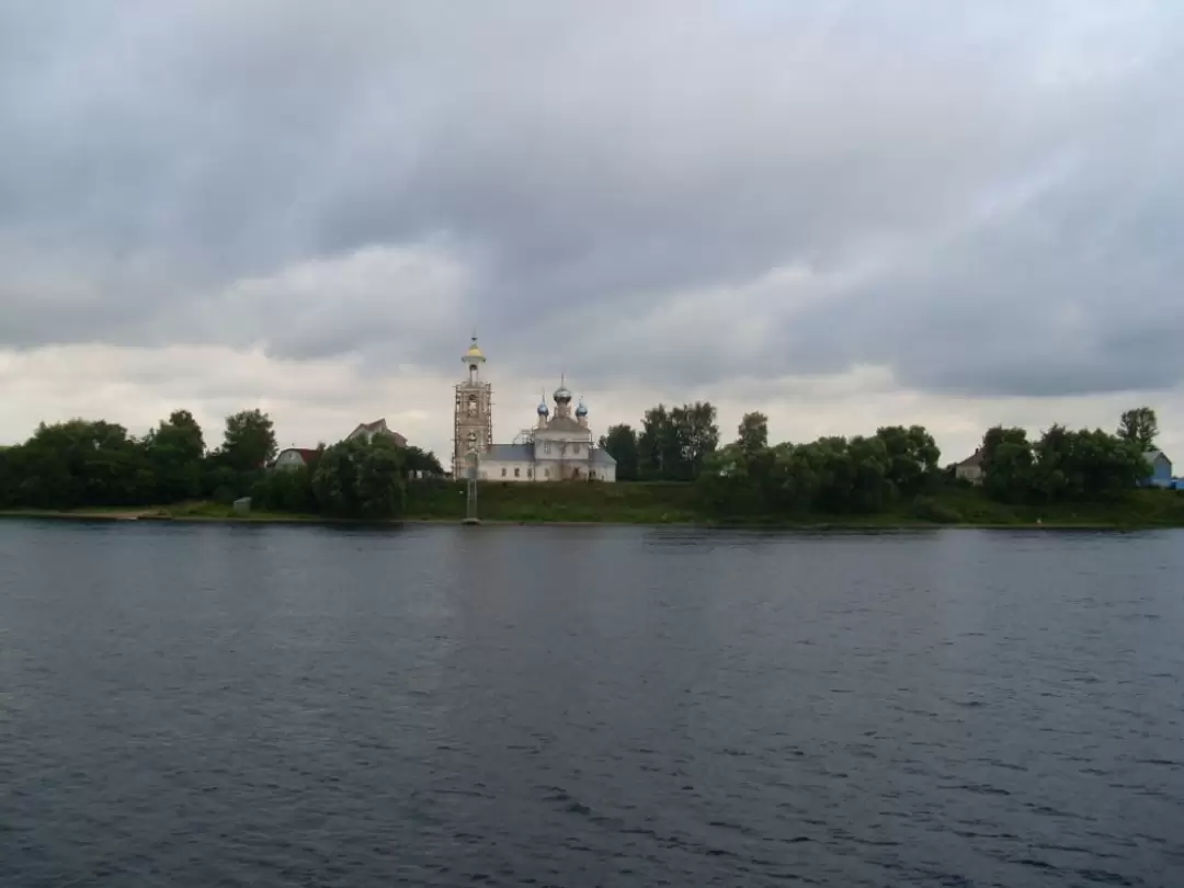 Волжская церквушка