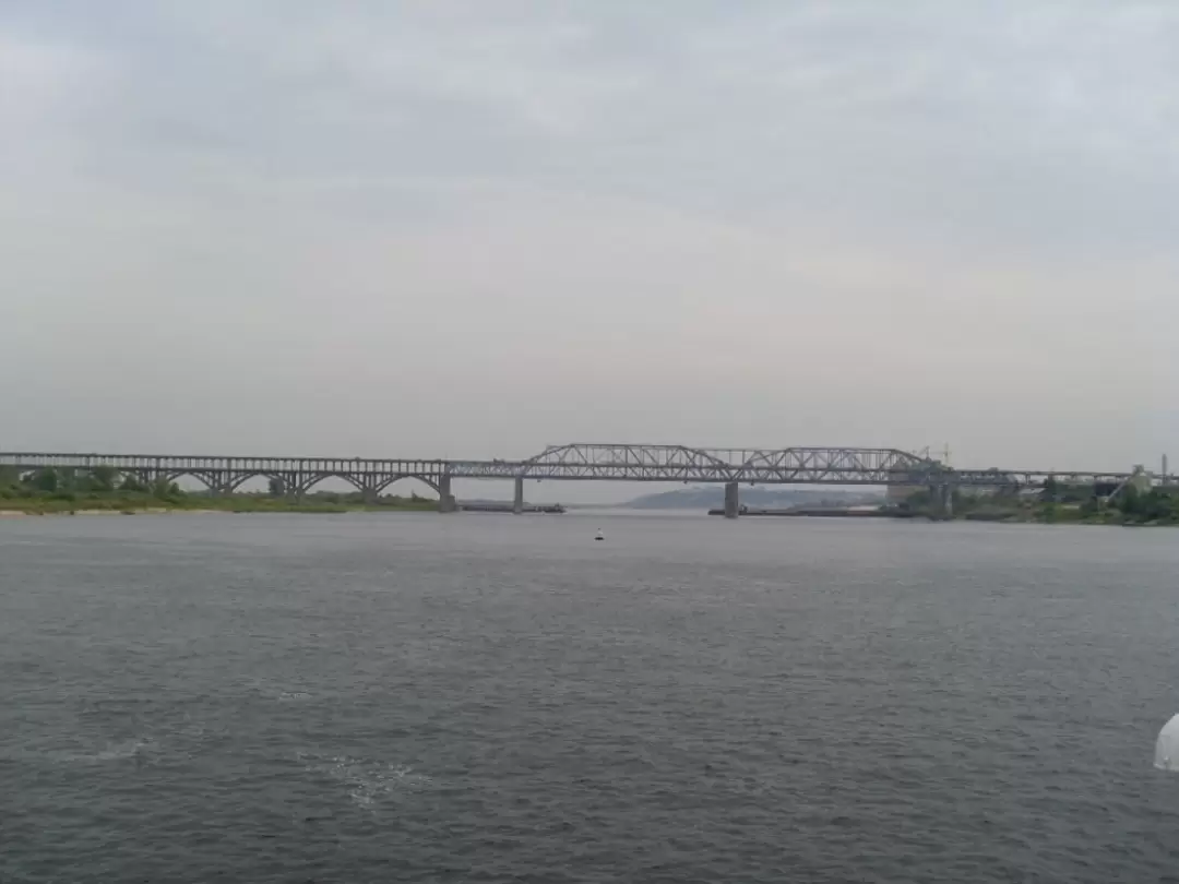 Мост через Волгу