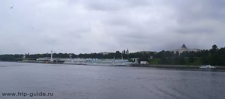 Вид на Ярославль с Волги