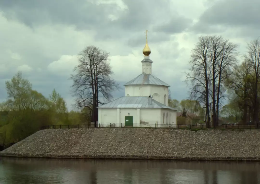 Церковь Ильи Пророка в Золоторучье