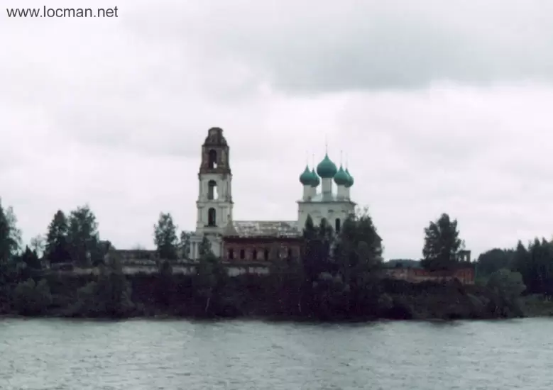 Фото церкви на реке Волге