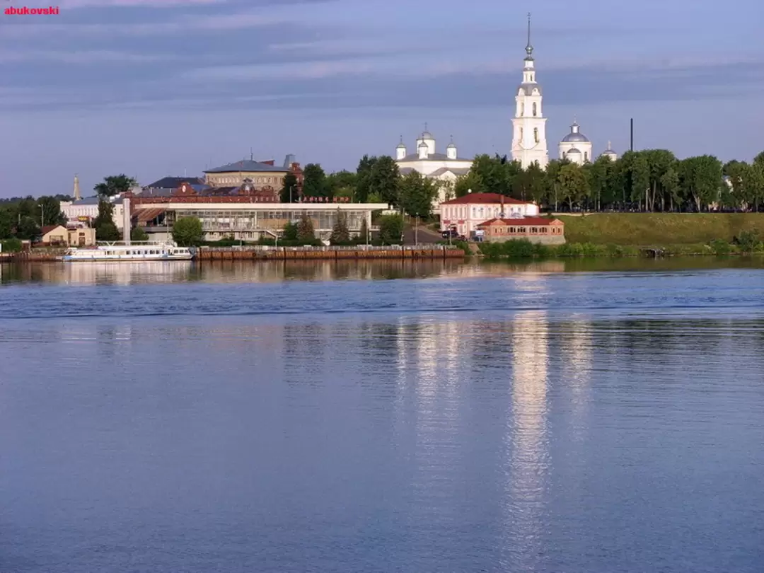 Вид на Кинешму в Волги
